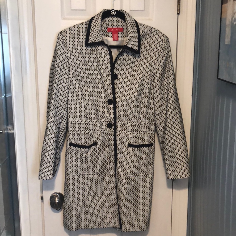 A | Line  Trench Coat Size Large